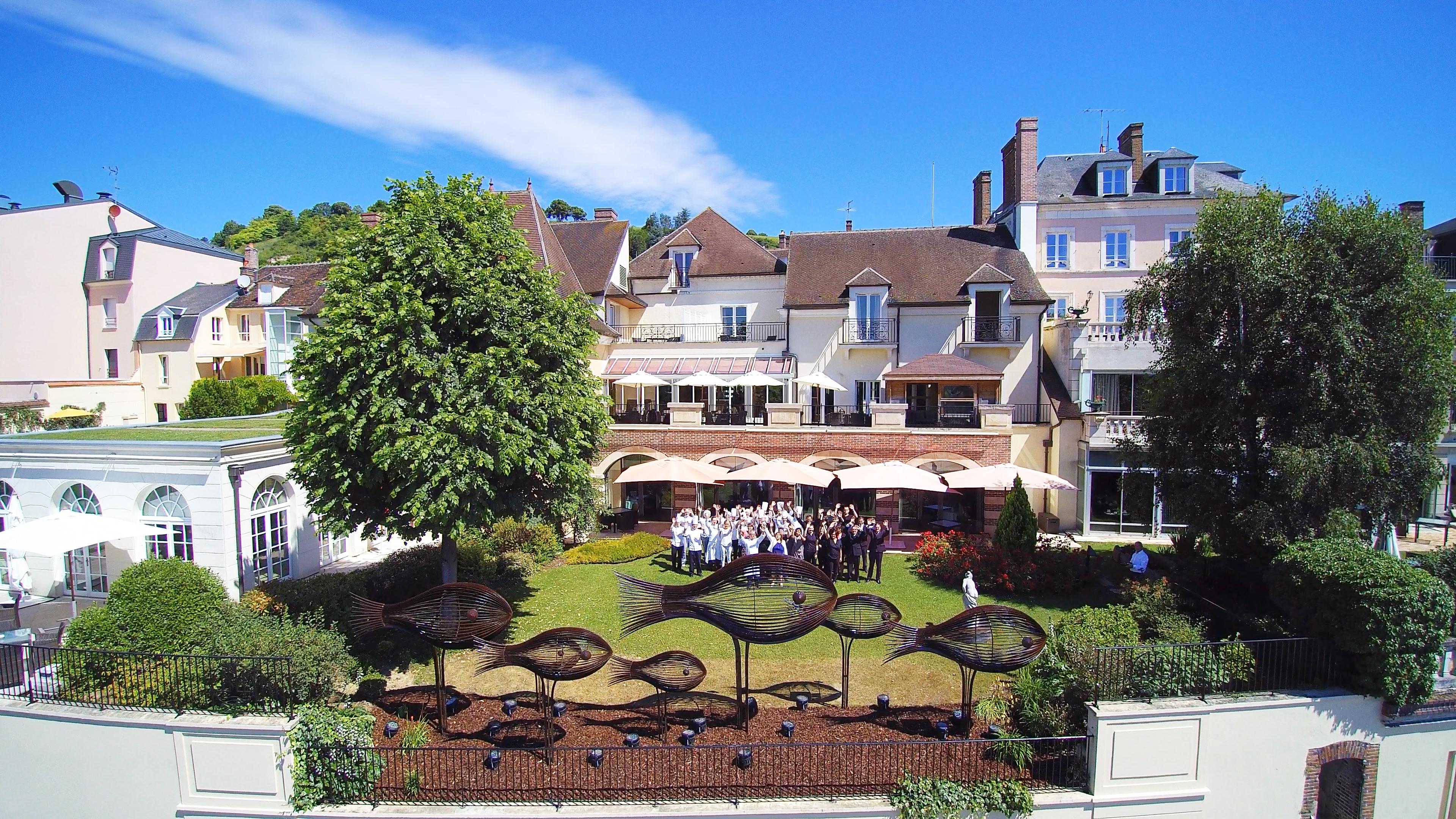 Hotel La Cote Saint Jacques Joigny Esterno foto