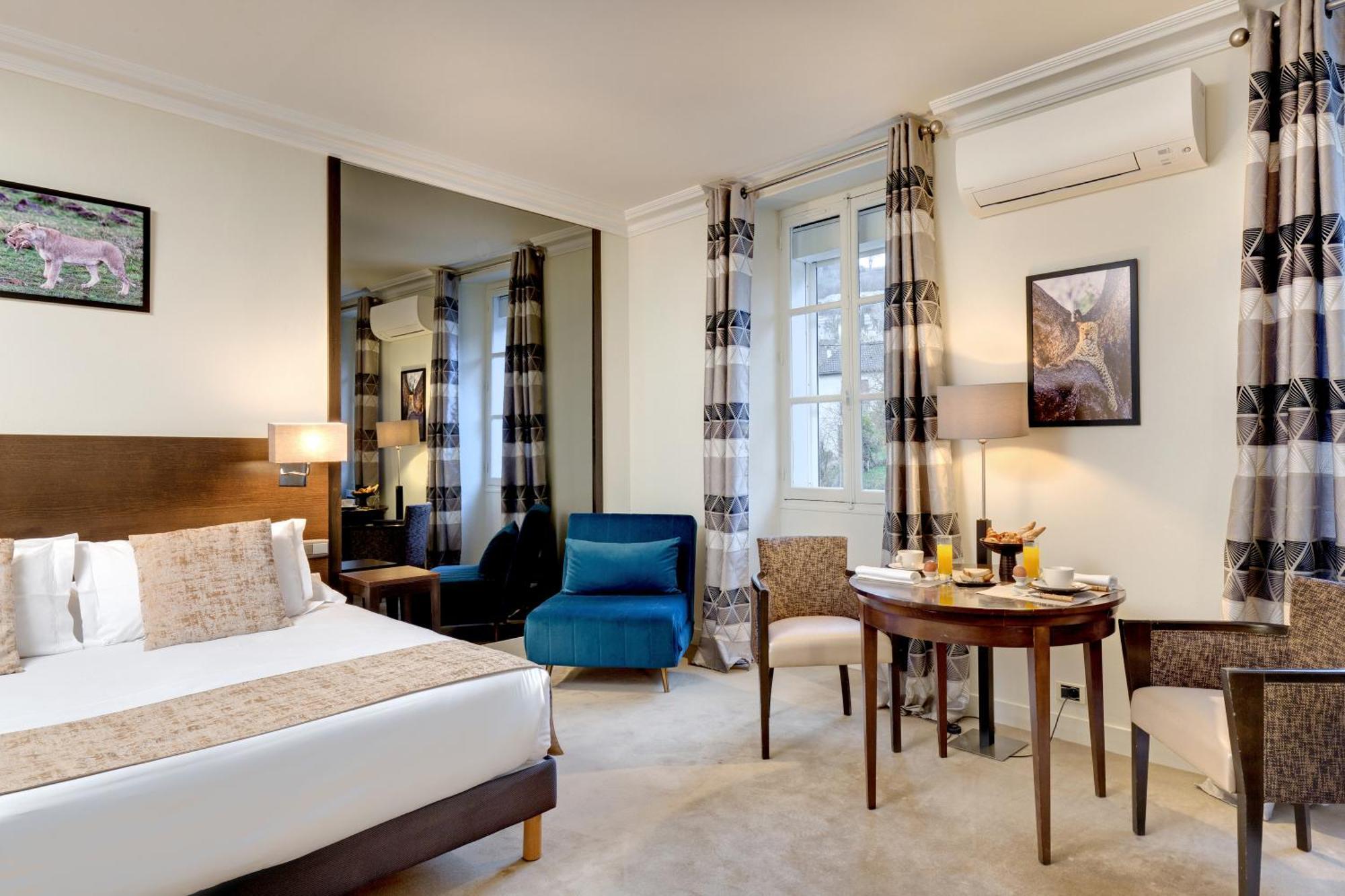 Hotel La Cote Saint Jacques Joigny Esterno foto